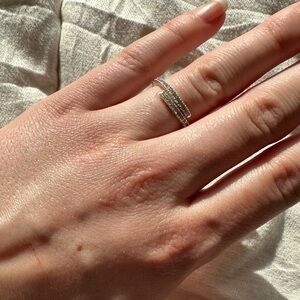 Chic Silver Women's Ring